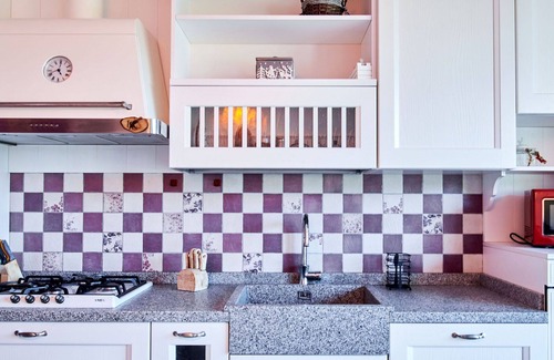 Lecco Apartment | Spacious Apartment for 6 with WIFI, Lake View & Parking