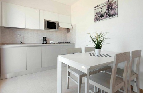 Cavallino-Treporti Apartment | Spacious Apartment for 6 with Ocean View & Pool Access
