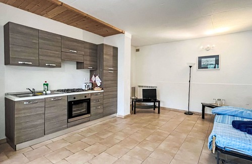 Prela Apartment | Cozy Apartment for 6 with Pool and Panoramic Ocean Views