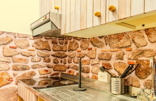 Mezzana Apartment | Cosy apartment for 6 people with WIFI, TV, patio and panoramic view