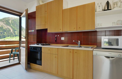 Moena Apartment | Comfortable Apartment for 7: Hot Tub, WIFI & Pets Welcome