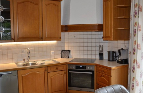 Landeck Apartment | Comfortable Apartment for 8 with WIFI, Terrace & Parking