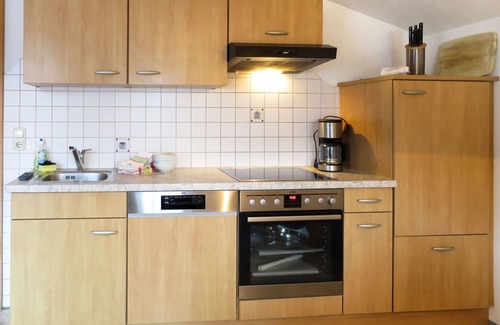 Emberg Apartment | Spacious Apartment for 9 with WIFI, TV, and Balcony