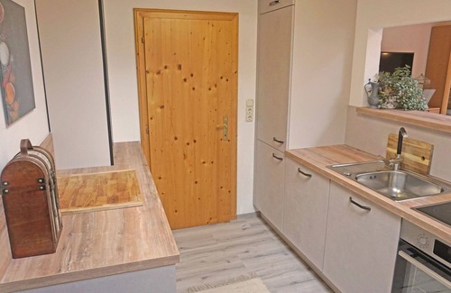 Sellrain Apartment | Stylish Apartment for 6 with Balcony, WiFi & Parking