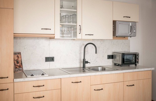 Thumersbach Apartment | Cosy apartment for 6 people with WIFI, TV, terrace and pets allowed