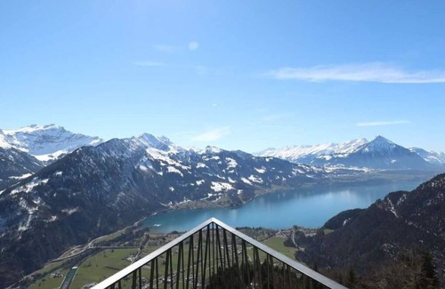 Sundlauenen Apartment | Cozy Apartment for 6 with WIFI, Balcony, and Spa Access
