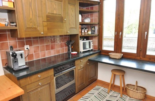 Engelberg Apartment | Cosy apartment for 4 people with WIFI, pool, TV and balcony