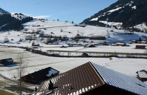 Blankenburg Apartment | Cosy apartment for 6 guests with WIFI, balcony, pets allowed and parking