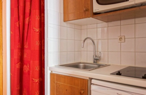 Tignes Apartment | Cozy Retreat for 2 with WIFI, Spa & Breakfast Included