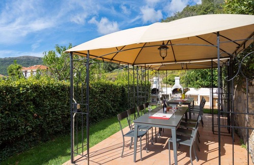 Pietrabruna Apartment | Relaxing Apartment with Pool, Ocean View & WiFi for 6