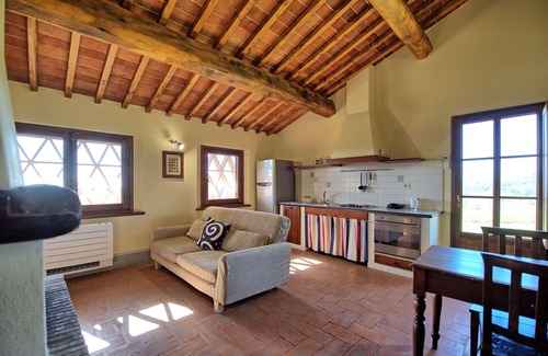 Castelnuovo Berardenga Apartment | Charming Siena Apartment: Pool, Panoramic Views & Parking