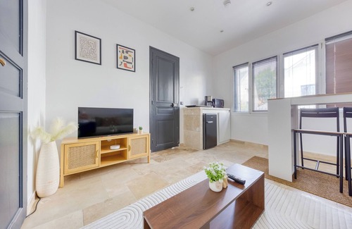 Rueil-Malmaison Apartment | Cosy apartment - Near RER An and Paris