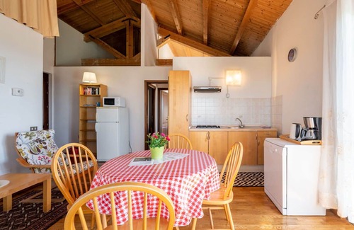 Azzano d'Asti Villa | Pet-Friendly Villa with Pool, Ocean View & 10/10 Guest Rating