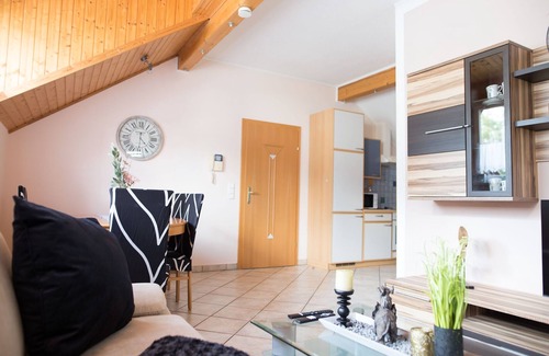 Gailitz Apartment | Inviting Apartment in Arnoldstein with Kitchen and Breakfast