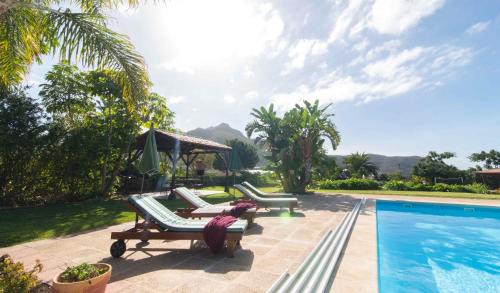 San Cristobal de La Laguna Apartment | Charming Apartment in San Cristobal de La Laguna with Pool