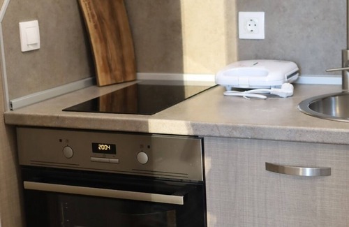 Burgas Apartment | Cosy apartment in the most luxurious building in Burgas l SPA l Free parking