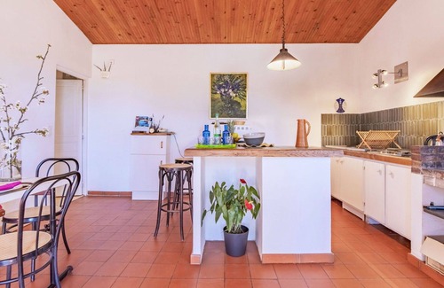 Puimichel Villa | Cozy Apartment for 4 with WIFI, Pets Welcome & Panoramic Views