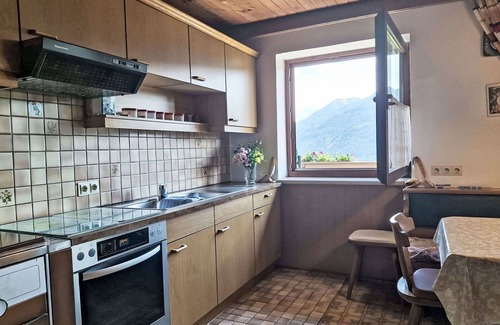 Radstadt Villa | Cosy apartment in villa for 4 people with WIFI, patio, pets allowed, panoramic view and parking