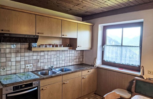 Radstadt Villa | Cosy apartment in villa for 4 people with WIFI, patio, pets allowed, panoramic view and parking