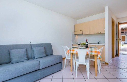 Aquileia House | Relaxing Villa Apartment for 6 with Pool & Ocean View