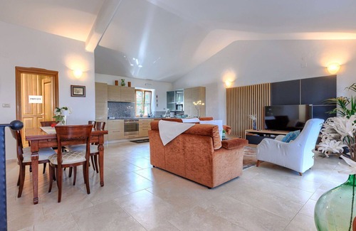 Bibali House | Charming Villa Apartment for 6 with Pool and Ocean Views