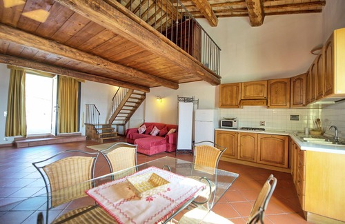 Montebonello Villa | Cozy Villa Apartment for 4 with Pool and Pet-Friendly Amenities