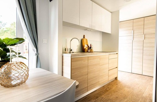 Noordoostelijk van Schaarsbergen House | Cozy Villa Apartment with Pool, A/C, and Terrace for 4