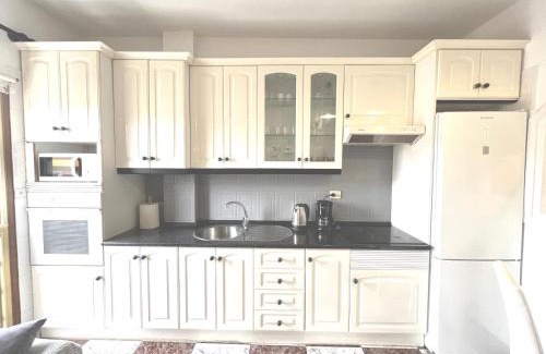 El Fraile Apartment | Inviting Ocean View Apartment with Private Beach Access