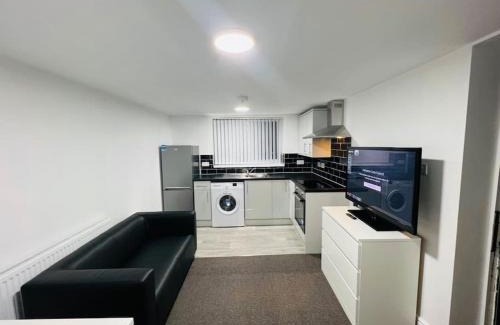 Sheffield Apartment | Charming Apartment Steps From City Centre - Rated 10/10