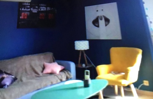 Saint-Denis Apartment | Cozy Apartment: Family & Pet Friendly Retreat Awaits