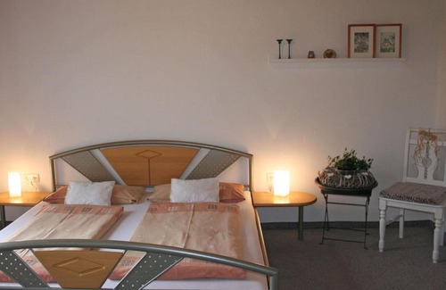 Goessweinstein Apartment | Cozy Retreat: Apartment with Terrace & Garden Access