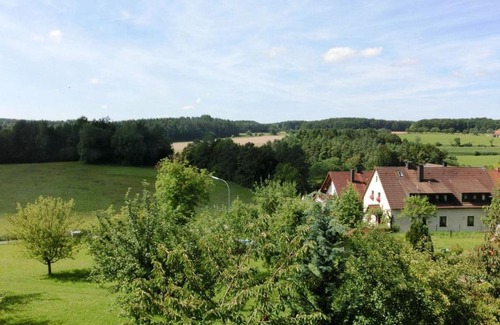 Goessweinstein Apartment | Cozy Retreat: Apartment with Terrace & Garden Access