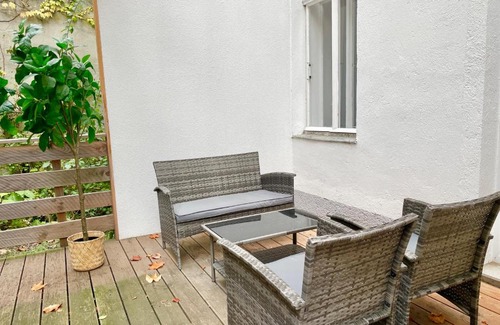 Wahring Apartment | Cosy Apartment with Terrace & Free Parking