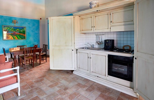 San Brizio Apartment | Cozy Apartment for 5 with Pool, Pets Welcome & Balcony