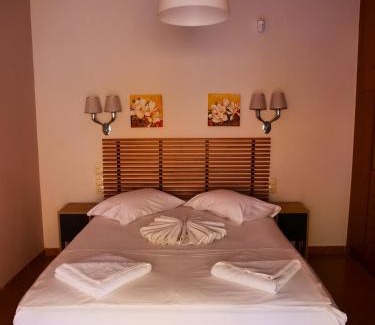 Makrys Tichos Apartment | Inviting Cosy Apartments Daphne - Guest Rated 9.8/10