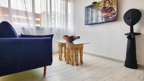 Le Plateau Apartment | Cozy Apartment in the Heart of Plateau with Breakfast Included