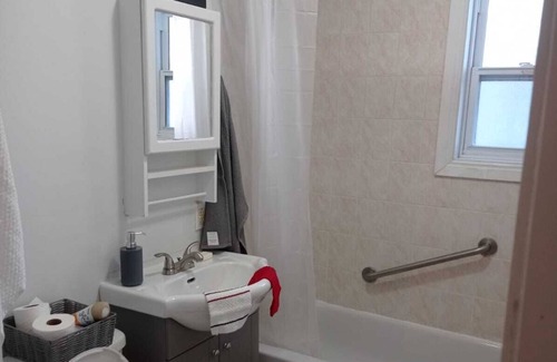 Cote-Saint-Paul Apartment | Inviting Waterfront Apartment, 9/10 Guest Rated, Near Downtown