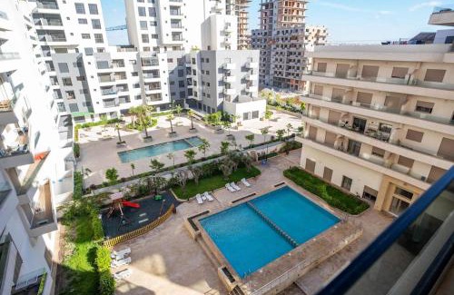 Ain Harrouda Apartment | Cosy appartement 2 BR avec vue panoramique piscine