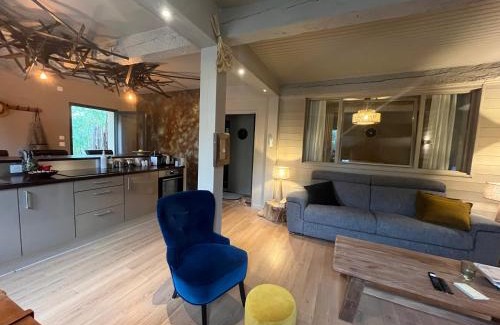 Segoufielle Apartment | Charming Cosy Appartement Escapade with Terrace & Parking