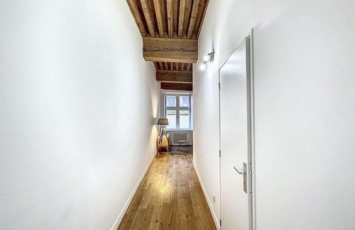 Old Lyon Apartment | Cozy Apartment in Heart of Lyon with Family-Friendly Amenities