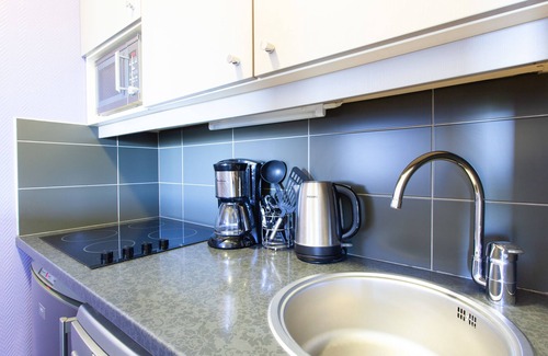 Combat Apartment | Cosy Apt With Balcony Near Buttes Chaumont