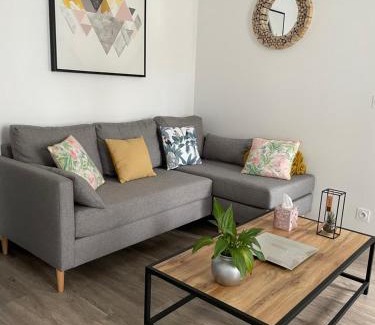 Argeles Gazost Apartment | Comfort in the Heart of 3 Valleys - Rated 9.4/10