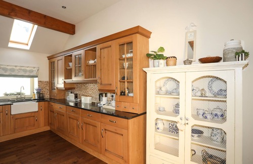Llangaffo Cottage | Family-Friendly Cosy Barn in Llangaffo with Open Fire