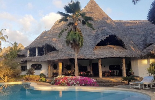 Watamu Villa | Cosy beachfront villa