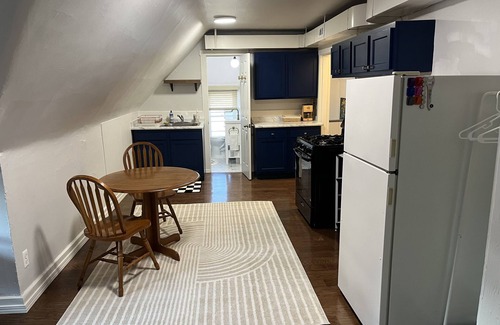Covington Apartment | Chic Boho Studio in Covington - Steps from Wedding Venue