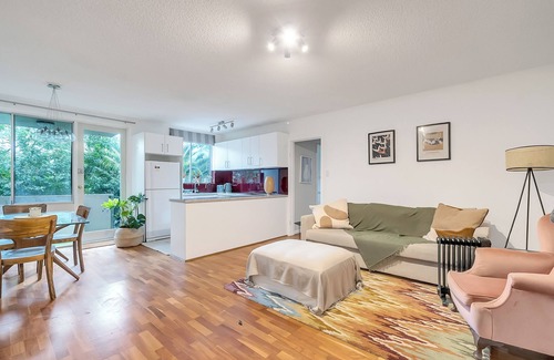 Lane Cove West Apartment | Bright and Inviting 1-Bed APT in Lane Cove Awaits You!