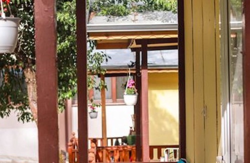 Kamena House | Cozy Bungalow with Breakfast in a Picturesque Village
