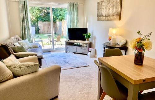 Trimley House | Inviting Bungalow Close to Scenic Open Countryside