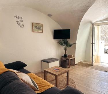 Aureille Apartment | Cosy Cœur Alpilles, T2 neuf