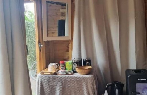 Newbury Park Cabin | Cozy Cabin with Free Parking Steps from Central London